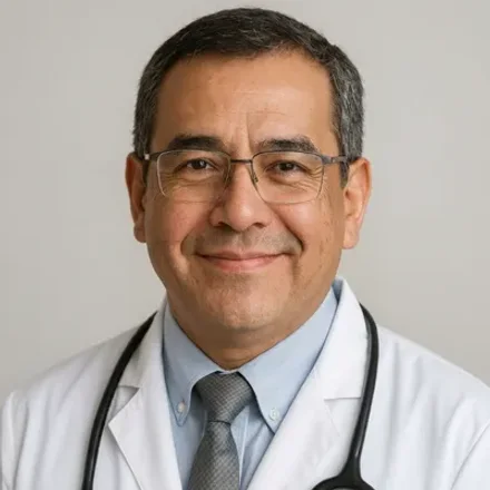 Dr. Alejandro Morales — Gastroenterólogo